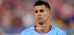 كانسيلو يرغب في العودة إلى برشلونة رغم تألقه مع الهلال السعودي